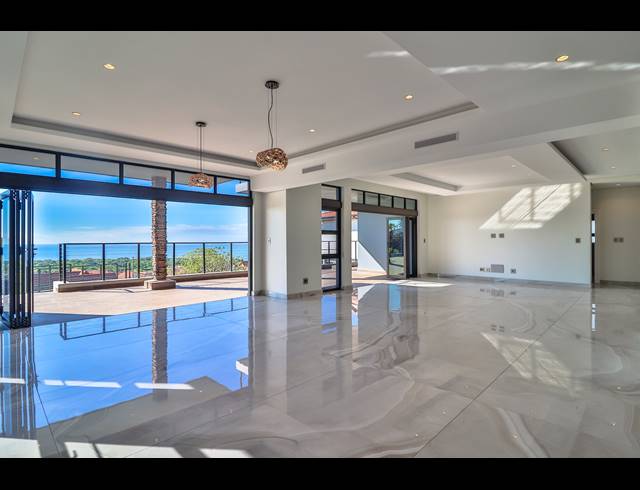 6 BEDROOM HOUSE FOR SALE IN IZINGA